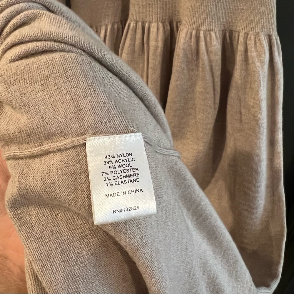 Helsa Maddison Maxi Knit Dress and Shelby Cardigan Size Small - Picture 9 of 11